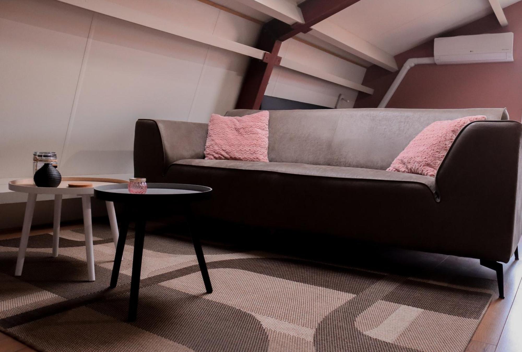 Schoonrewoerd B&B De Kalverschuur المظهر الخارجي الصورة