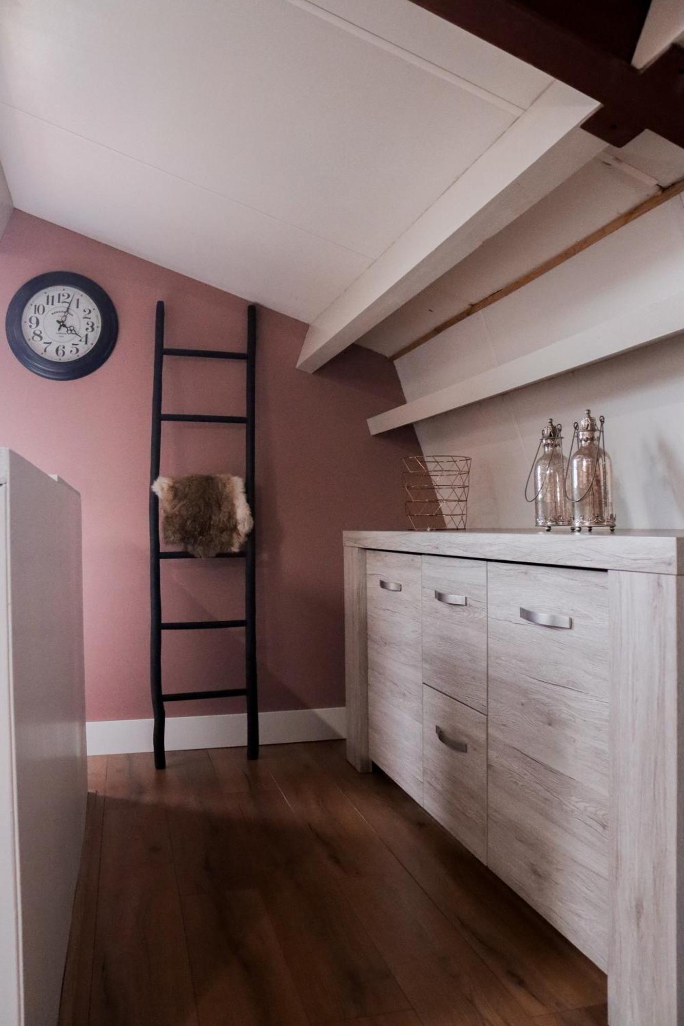 Schoonrewoerd B&B De Kalverschuur المظهر الخارجي الصورة